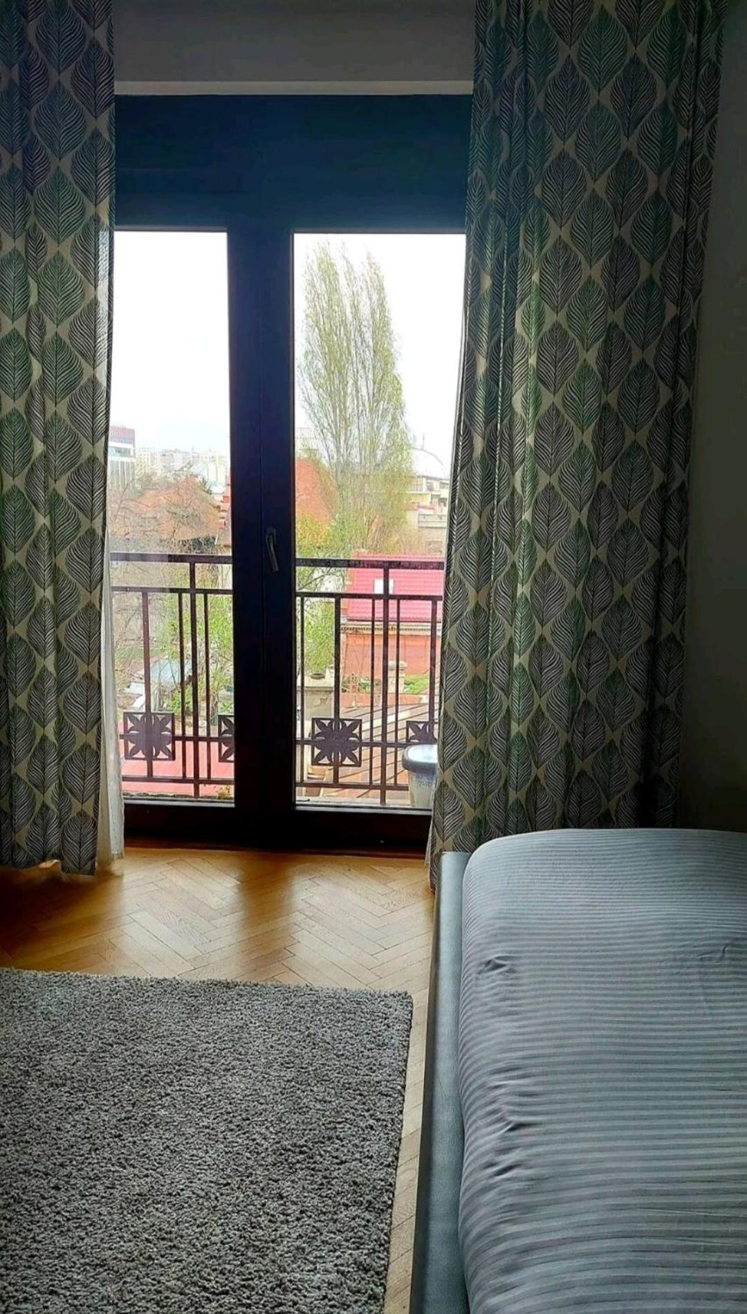 Classy Apartment With Parking In The City Center بوخارست المظهر الخارجي الصورة
