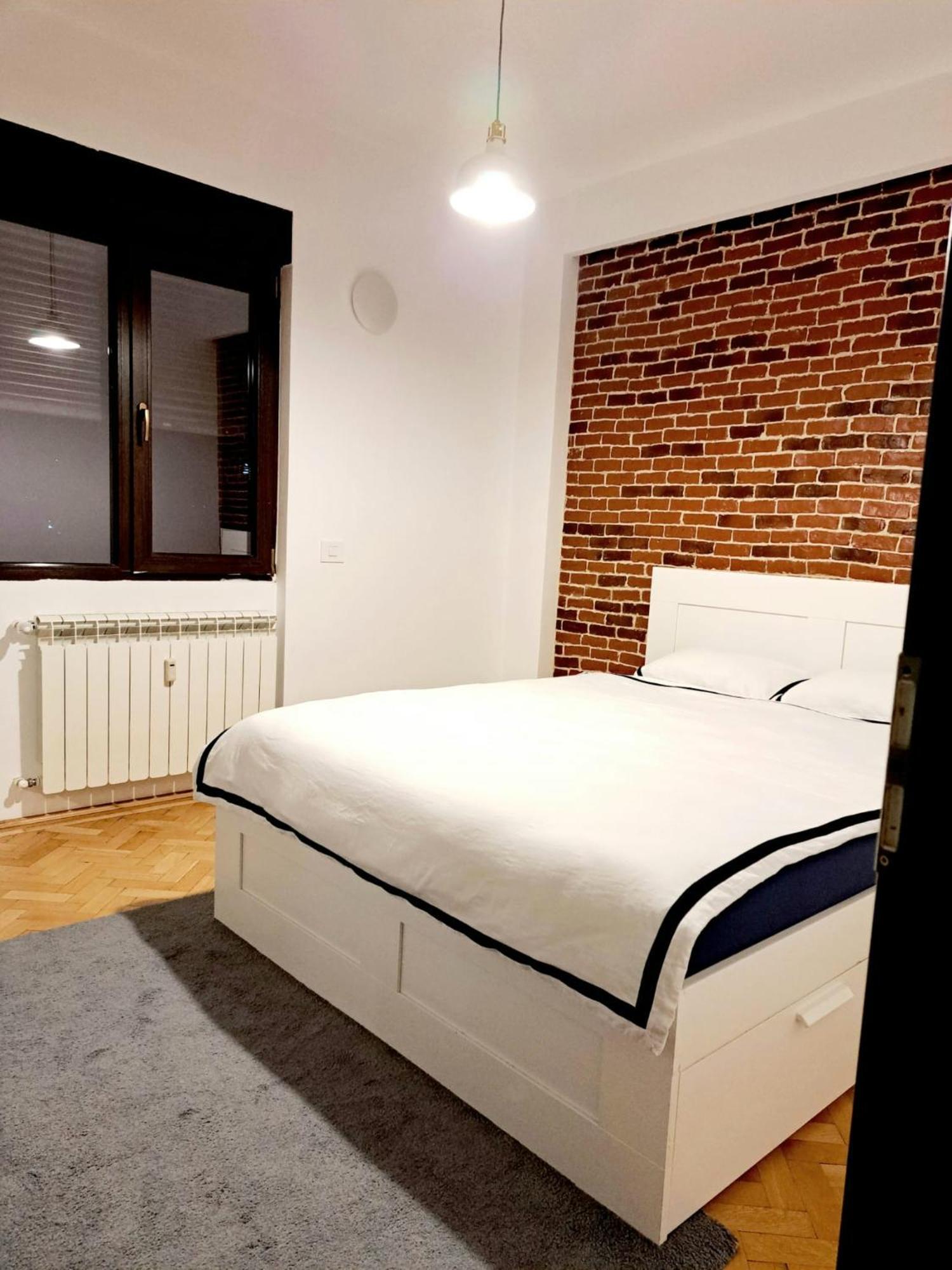 Classy Apartment With Parking In The City Center بوخارست المظهر الخارجي الصورة